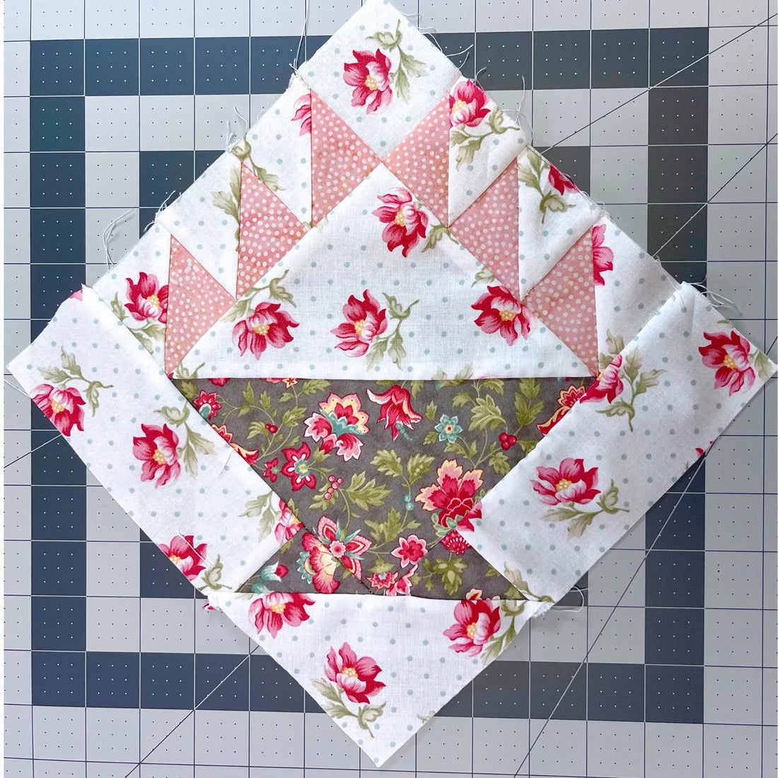 Cake Stand (Basket Block) Quilt Block Pattern - Instant Download PDF P ...